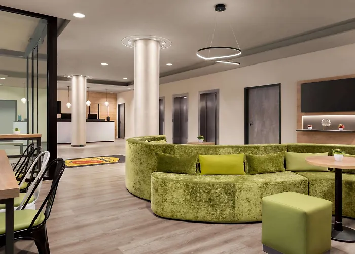 Super 8 By Wyndham Hamburg Mitte